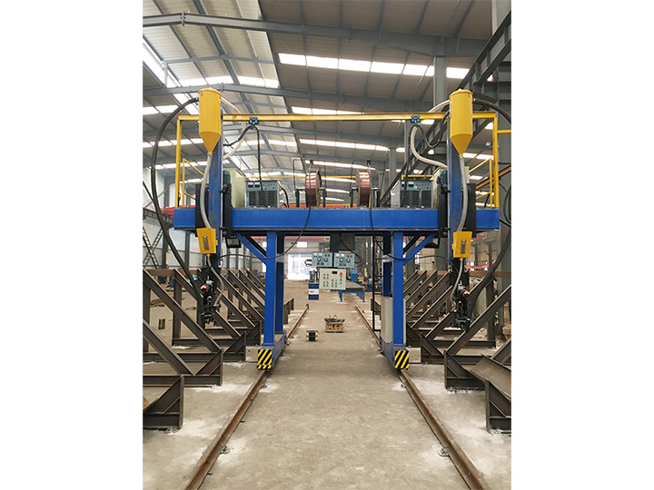 XMT1000 H型鋼雙懸臂焊機